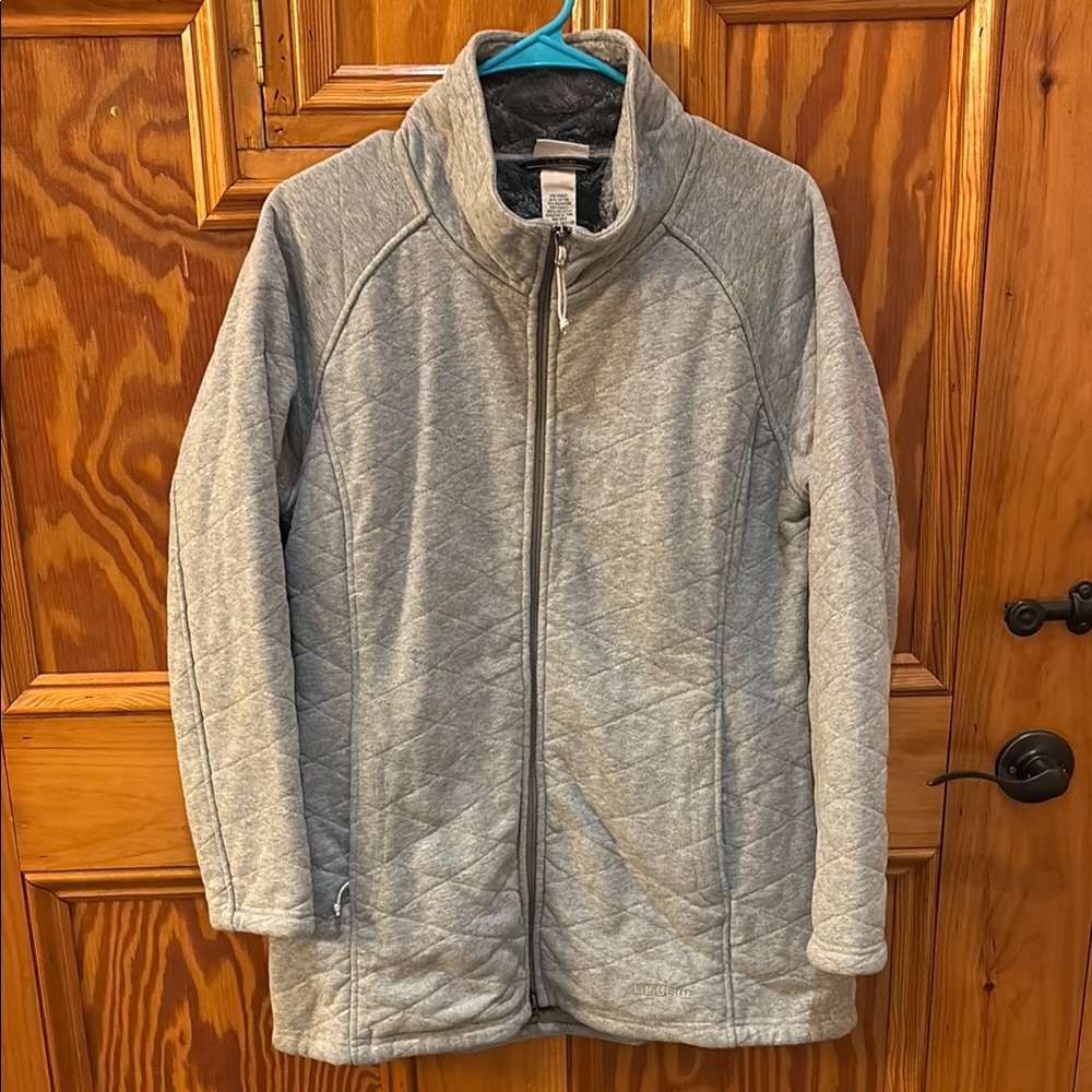 LL Bean Small Petite Gray Quilted long fuzzy lined Zip-Up Jacket